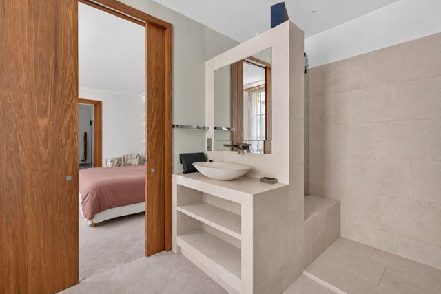 Appartement F6 à vendre - 6 pièces - 156.16 m2 - PARIS - 75006 - ILE-DE-FRANCE - Century 21 Assas Raspail