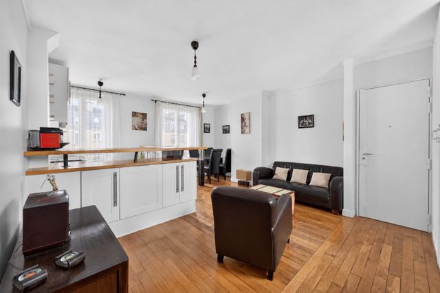 Appartement F3 à vendre - 3 pièces - 51.84 m2 - PARIS - 75014 - ILE-DE-FRANCE - Century 21 Assas Raspail