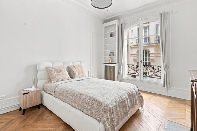 Appartement T5 à louer - 5 pièces - 105.51 m2 - PARIS - 75006 - ILE-DE-FRANCE - Century 21 Assas Raspail