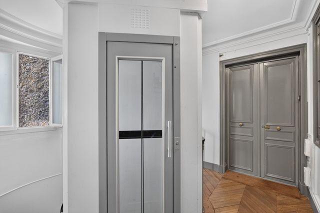 Appartement Duplex à vendre - 3 pièces - 66.12 m2 - PARIS - 75006 - ILE-DE-FRANCE - Century 21 Assas Raspail